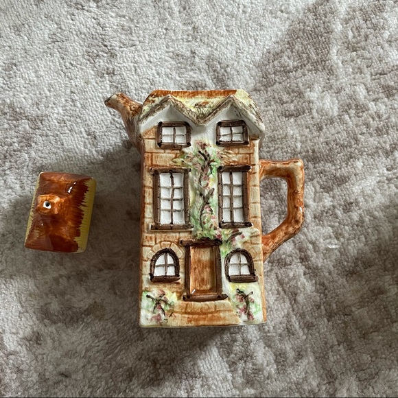Price Kensington Other - Price Kensington Cottage Ware Vintage Tea Pot